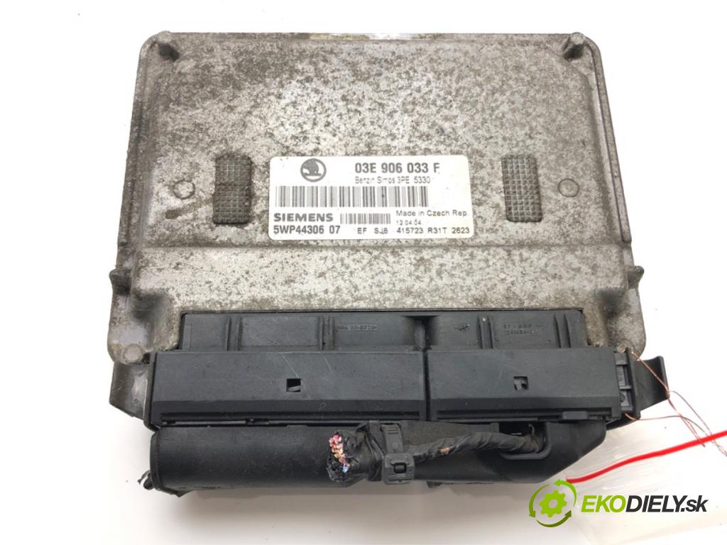 SKODA FABIA I (6Y2) 1999 - 2008    1.2 47 kW [64 KM] benzyna 2003 - 2008  riadiaca jednotka Motor 03E906033F (Riadiace jednotky)