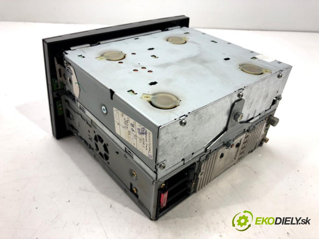 OPEL VECTRA C (Z02) 2002 - 2009    2.2 16V (F69) 108 kW [147 KM] benzyna 2002 - 2008  RADIO 24441243 (Audio zariadenia)