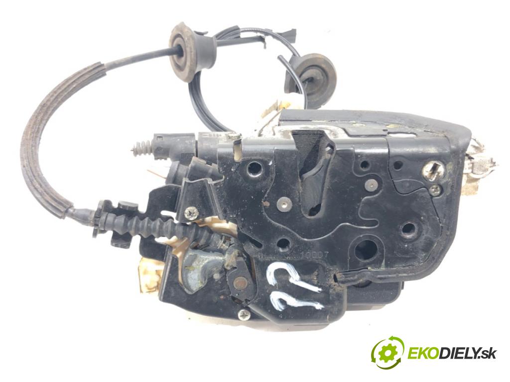 AUDI A8 D3 (4E2, 4E8) 2002 - 2010    3.0 TDI quattro 171 kW [233 KM] olej napędowy 2003  zámok dveře pravý přední část 4E1837016AA