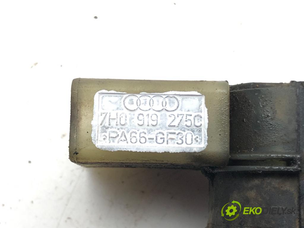 AUDI A8 D3 (4E2, 4E8) 2002 - 2010    3.0 TDI quattro 171 kW [233 KM] olej napędowy 2003  Snímač PDC 7H0919275C (Snímače)