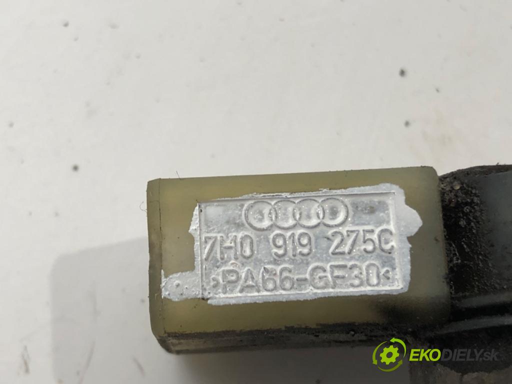 AUDI A8 D3 (4E2, 4E8) 2002 - 2010    3.0 TDI quattro 171 kW [233 KM] olej napędowy 2003  Snímač PDC 7H0919275C (Snímače)