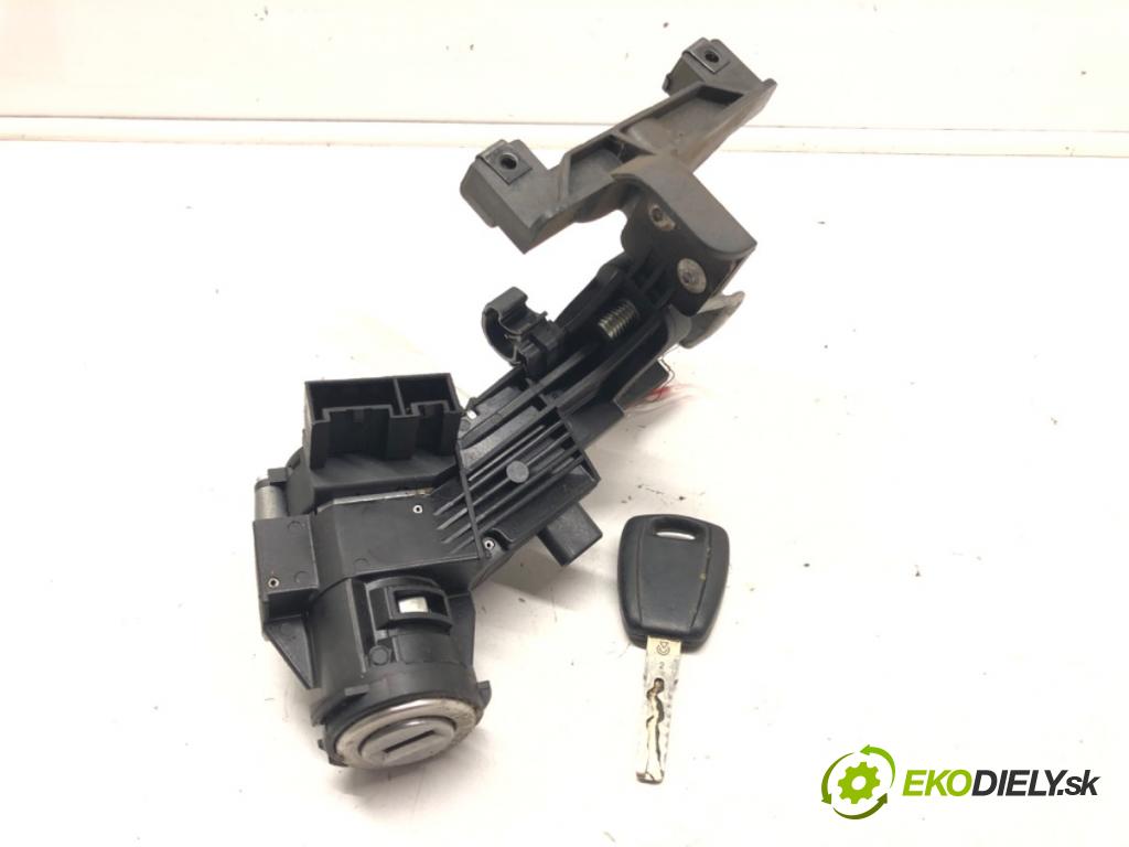 FIAT FIORINO Nadwozie pełne/minivan (225_) 2007 - 2022    1.4 (225AXA1A, 225BXA1A) 57 kW [78 KM] benzyna 200  spinačka 00519291080 (Spínacie skrinky a kľúče)