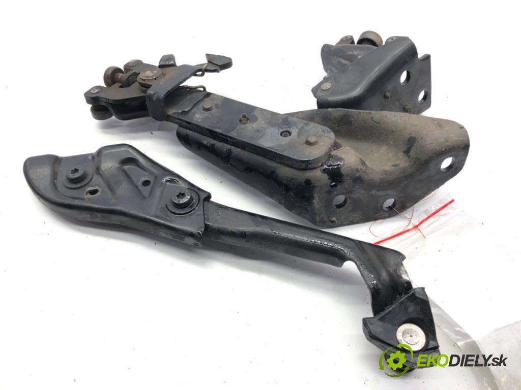 FIAT FIORINO III Nadwozie pełne/minivan 2015 57 kW 1.4 (225AXA1A, 225BXA1A) 1368 kládky Dvere posúvne pravé