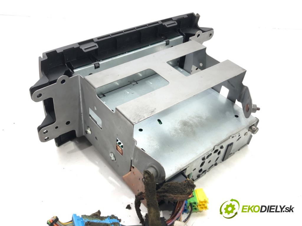 SUZUKI SX4 (EY, GY) 2006 - 2022    1.9 DDiS 4x4 (RW 419D) 88 kW [120 KM] olej napędow  RADIO 1613-0002 (Audio zariadenia)