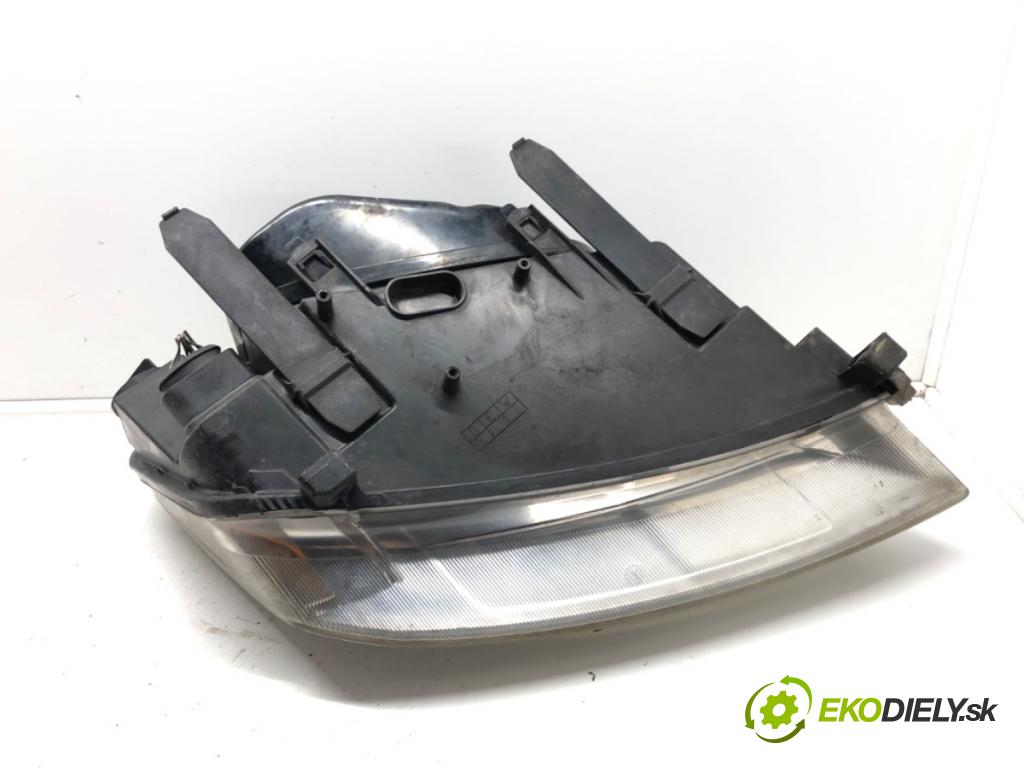 FORD FOCUS C-MAX (DM2) 2003 - 2007    2.0 TDCi 100 kW [136 KM] olej napędowy 2003 - 2007  Svetlomet ľavy predný