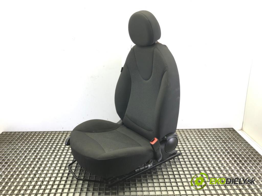MINI MINI CLUBMAN (R55) 2006 - 2015    Cooper D 82 kW [112 KM] olej napędowy 2010 - 2014  Sedadlo pravy predný