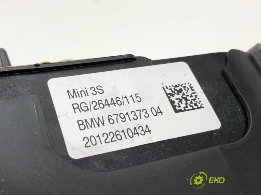 MINI MINI CLUBMAN (R55) 2006 - 2015    Cooper D 82 kW [112 KM] olej napędowy 2010 - 2014  AirBag volantu 6791373 (Airbagy)