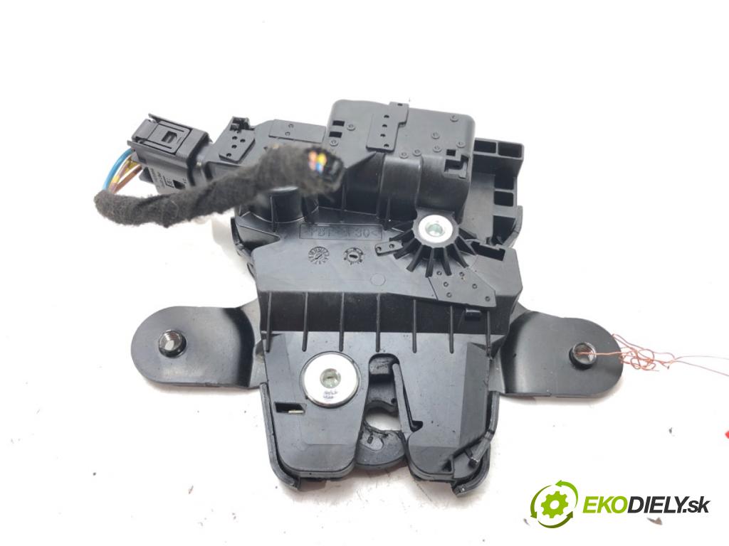 MINI MINI CLUBMAN (R55) 2006 - 2015    Cooper D 82 kW [112 KM] olej napędowy 2010 - 2014  zámok dveří zadní část pravý 51242754459