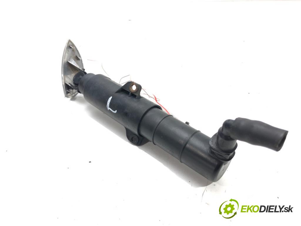 MINI MINI CLUBMAN (R55) 2006 - 2015    Cooper D 82 kW [112 KM] olej napędowy 2010 - 2014  ostrekovača svetla ľavy 7157119 (Motorčeky, čerpadlá ostrekovačov)