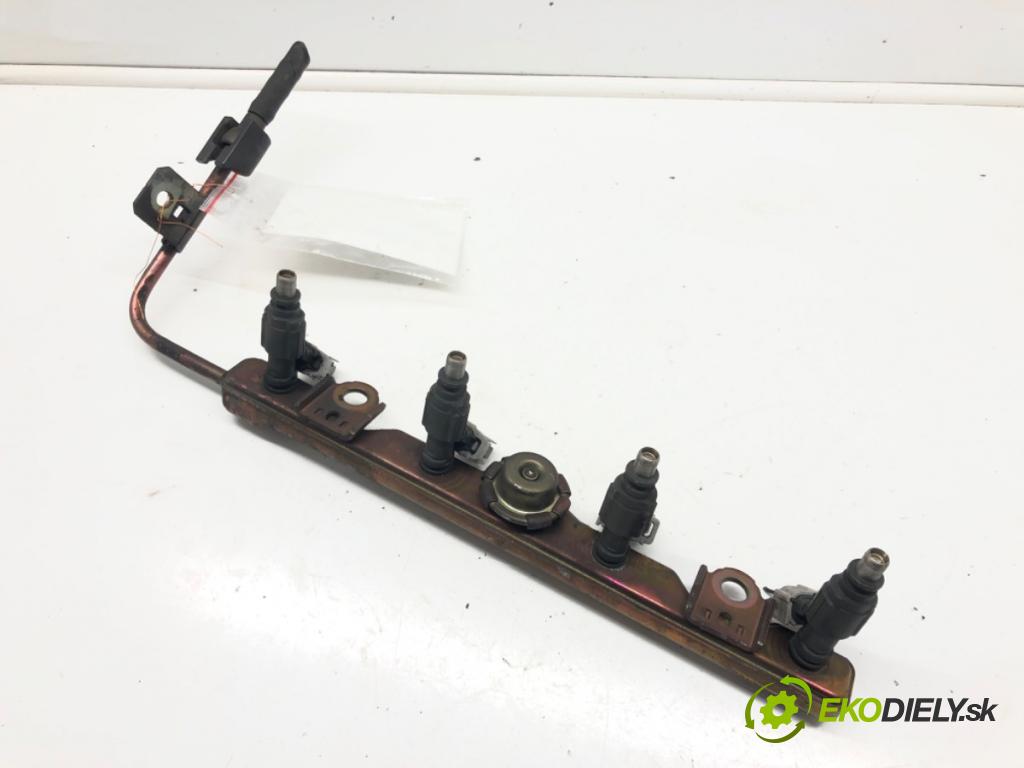 TOYOTA COROLLA (_E12_) 2001 - 2007    1.4 VVT-i (ZZE120_) 71 kW [97 KM] benzyna 2001 - 2  Lišta vstrekovacia 0280156019 23250-0D030 (Vstrekovacie lišty)