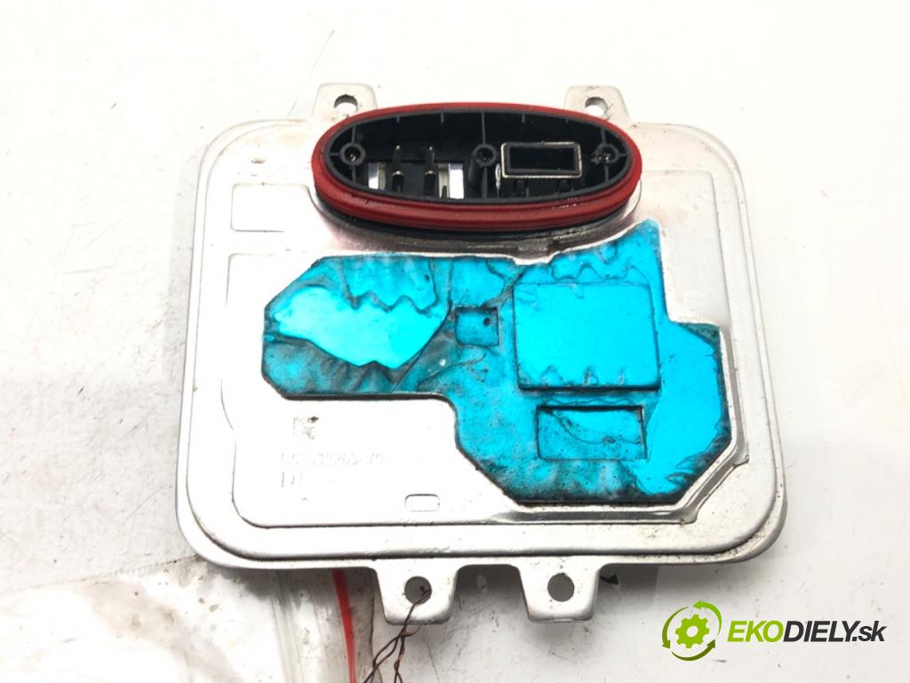 SKODA OCTAVIA II Combi (1Z5) 2004 - 2013    2.0 TDI 103 kW [140 KM] olej napędowy 2005 - 2010  Menič XENON 5DV009610-00 (Riadiace jednotky xenónu)