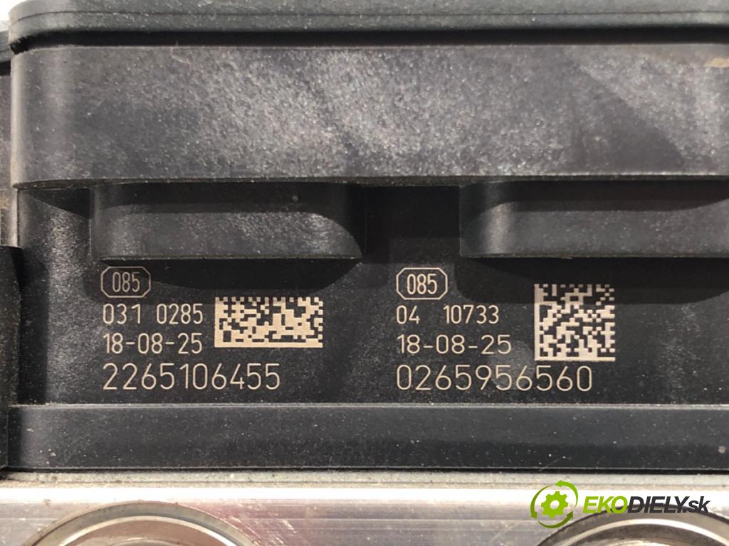 DACIA SANDERO II 2012 - 2022    TCe 90 LPG (B8M1) 66 kW [90 KM] Benzyna / gaz samo  pumpa ABS 0265956560 (Pumpy brzdové)