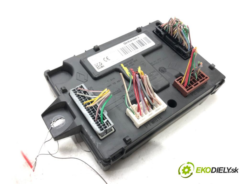 DACIA SANDERO II 2012 - 2022    TCe 90 LPG (B8M1) 66 kW [90 KM] Benzyna / gaz samo  Modul BCM 284B10447R (Ostatné)