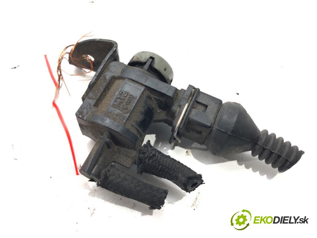 VW PASSAT B5.5 Variant (3B6) 2000 - 2005    1.9 TDI 96 kW [130 KM] olej napędowy 2000 - 2005  Ventil tlaku 1J0906283A (Ventily)