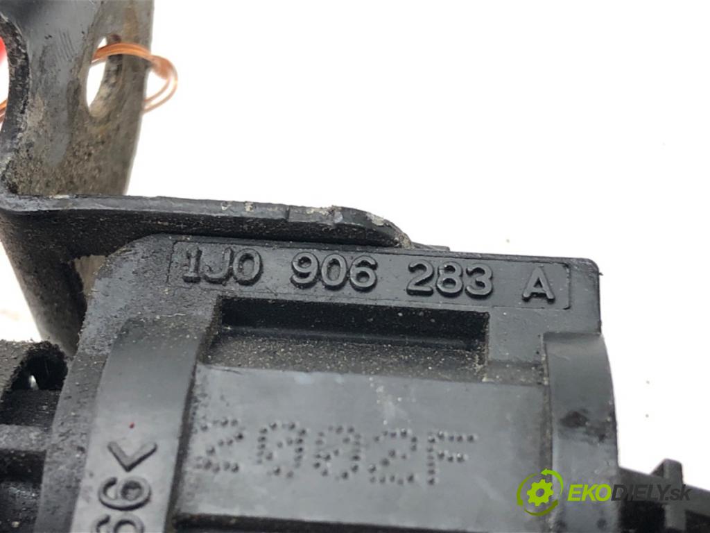 VW PASSAT B5.5 Variant (3B6) 2000 - 2005    1.9 TDI 96 kW [130 KM] olej napędowy 2000 - 2005  Ventil tlaku 1J0906283A (Ventily)