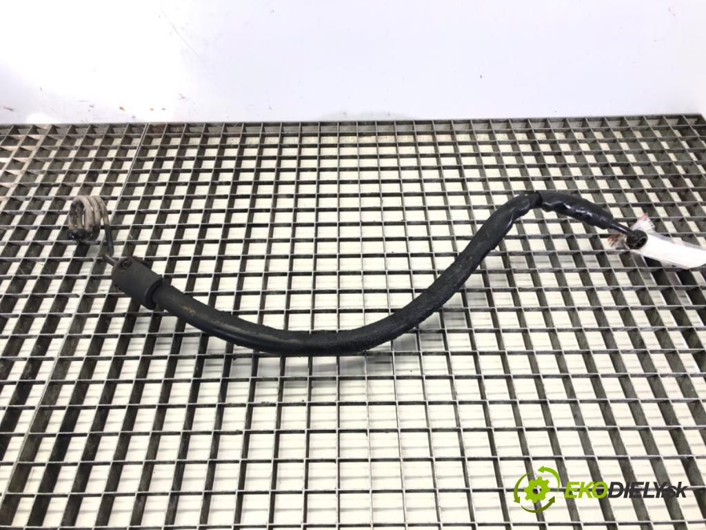 VW PASSAT B5.5 Variant (3B6) 2000 - 2005    1.9 TDI 96 kW [130 KM] olej napędowy 2000 - 2005  hadica servočerpadlo  (Rúrky, hadice servočerpadla)