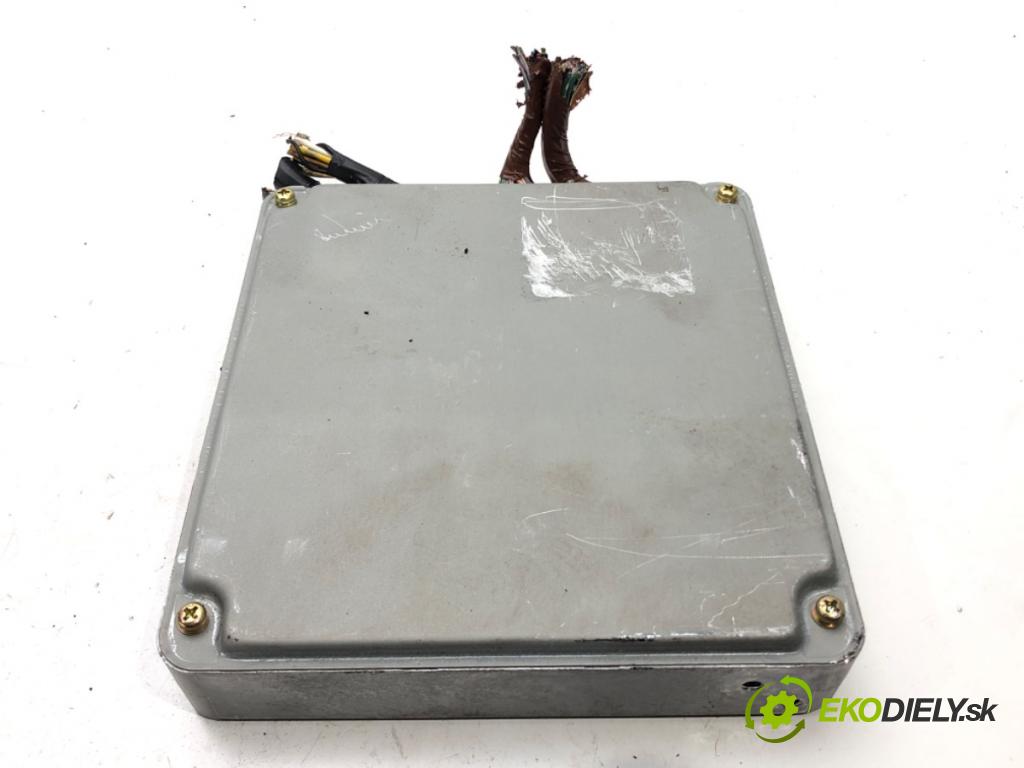 TOYOTA AVENSIS (_T25_) 2003 - 2008    1.8 (ZZT251_) 95 kW [129 KM] benzyna 2003 - 2008  riadiaca jednotka Motor 89661-05860 (Riadiace jednotky)