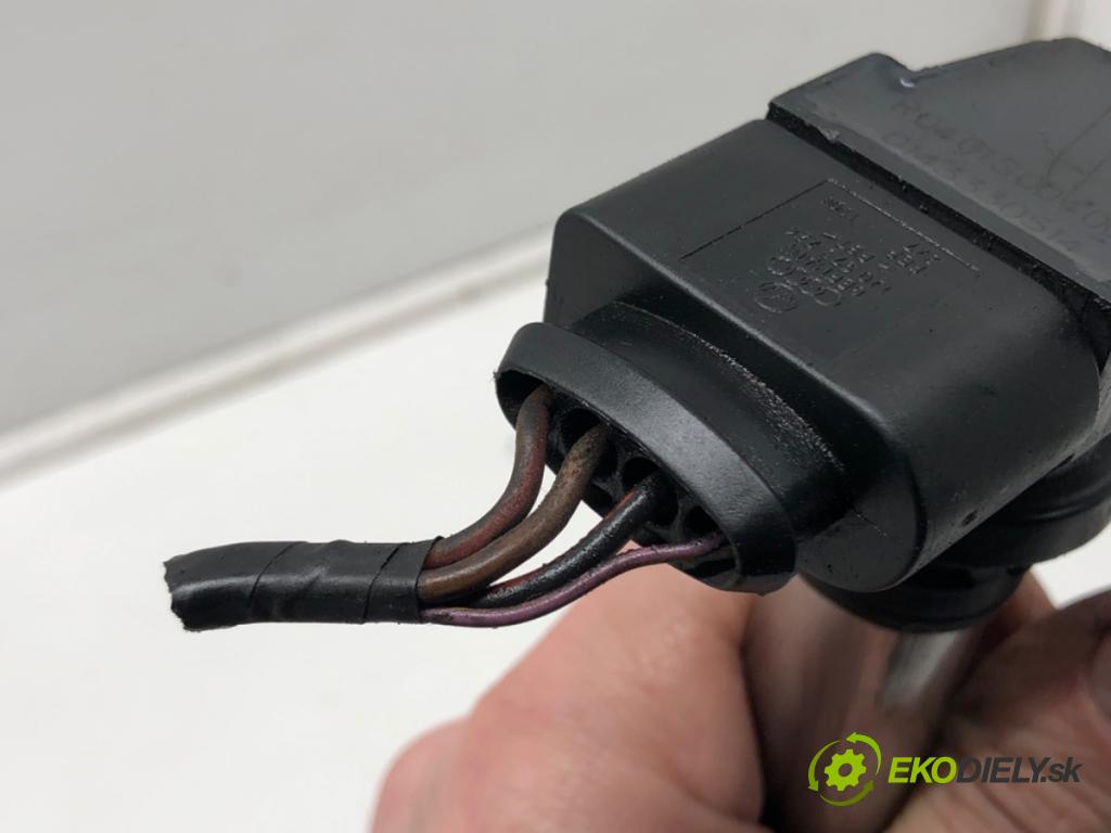 SEAT LEON (1M1) 1999 - 2006    1.6 16 V 77 kW [105 KM] benzyna 2000 - 2006  Cievka zapaľovacia  (Zapaľovacie cievky, moduly)