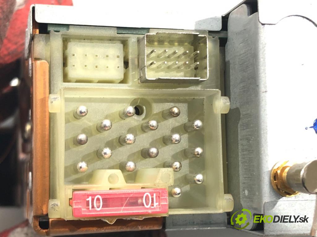 BMW 3 (E46) 1997 - 2005    320 d 100 kW [136 KM] olej napędowy 1998 - 2001  RADIO 6902659 (Audio zariadenia)