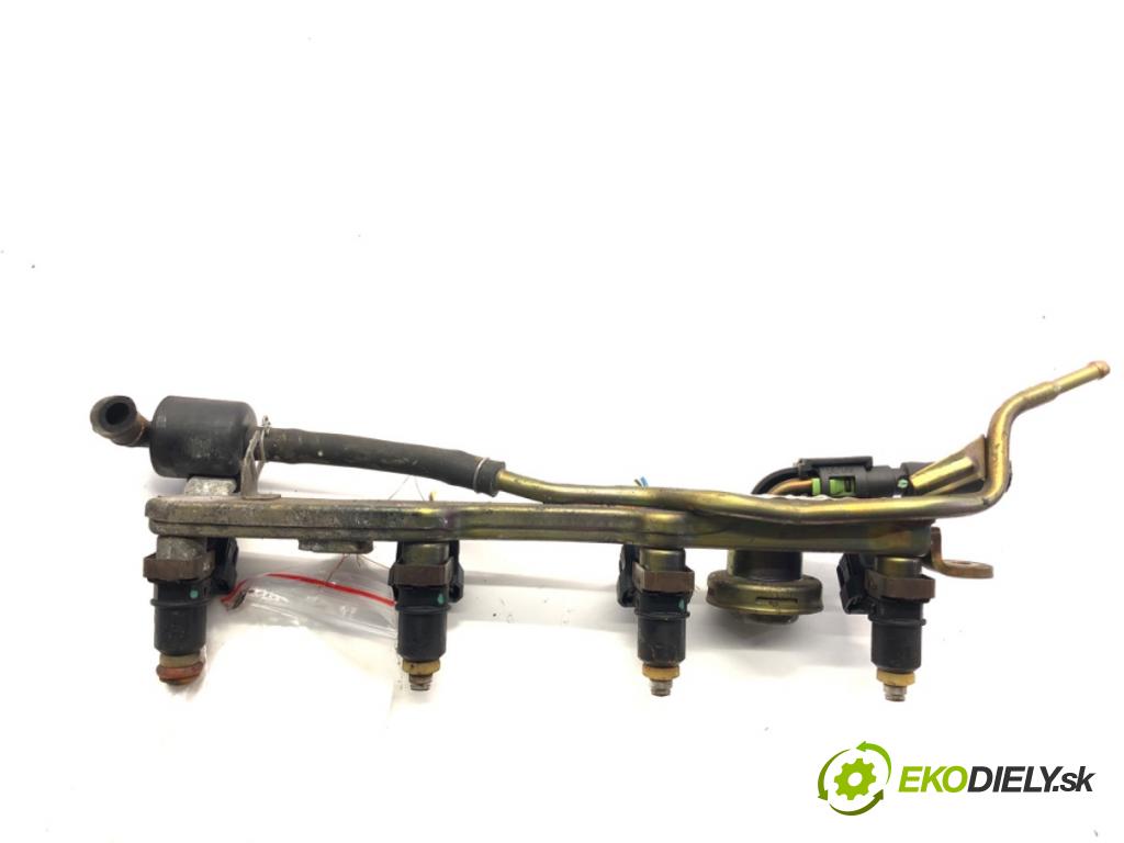 HONDA CIVIC VII Hatchback (EU, EP, EV) 2000 - 2006    1.4 iS (EP1) 66 kW [90 KM] benzyna 2001 - 2005  Lišta vstrekovacia  (Vstrekovacie lišty)