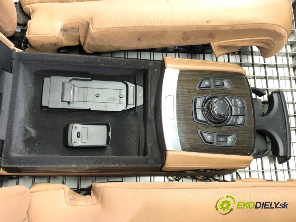 BMW 7 (F01, F02, F03, F04) 2008 - 2015    750 i, Li 300 kW [408 KM] benzyna 2008 - 2012  Sedadlo druhý rad