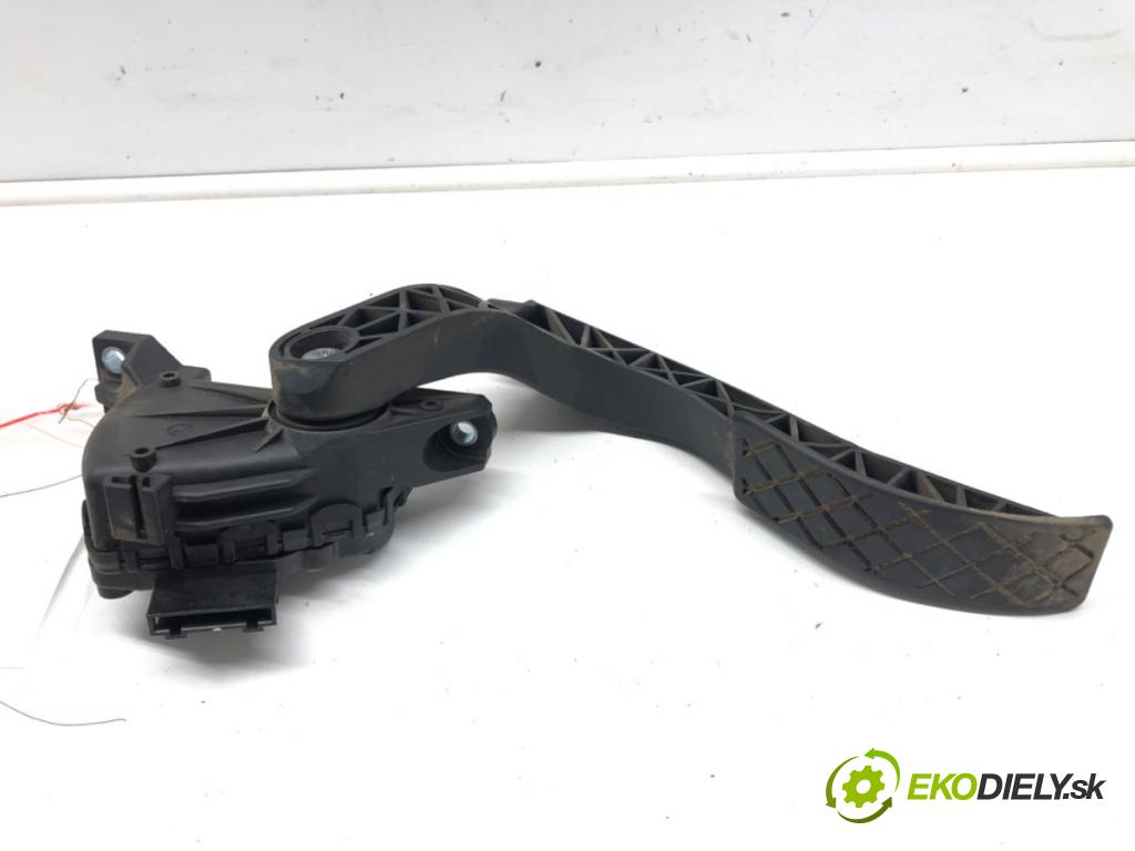 AUDI A4 B6 Avant (8E5) 2000 - 2005    1.9 TDI 74 kW [101 KM] olej napędowy 2001 - 2004  Potenciometer plynového pedálu 8E1721523 (Pedále)