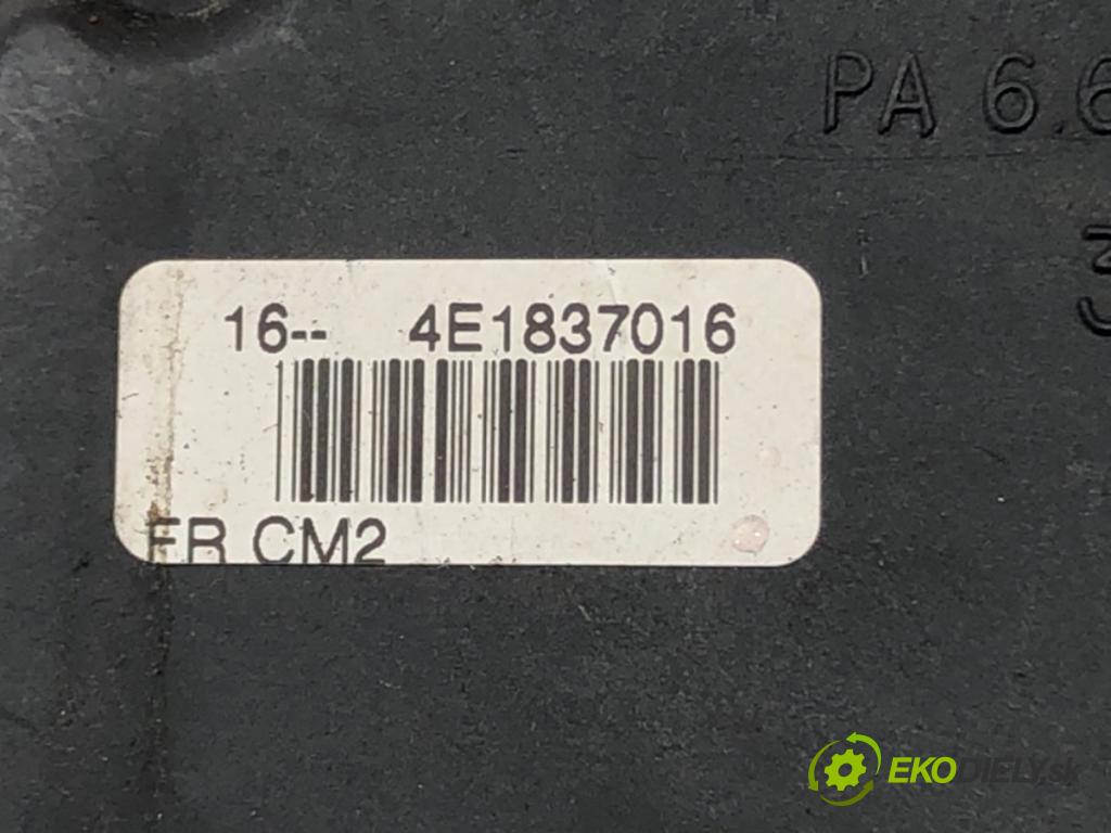 AUDI A8 D3 (4E2, 4E8) 2002 - 2010    4.0 TDI quattro 202 kW [275 KM] olej napędowy 2003  zámok dveře pravý přední část 4E1837016