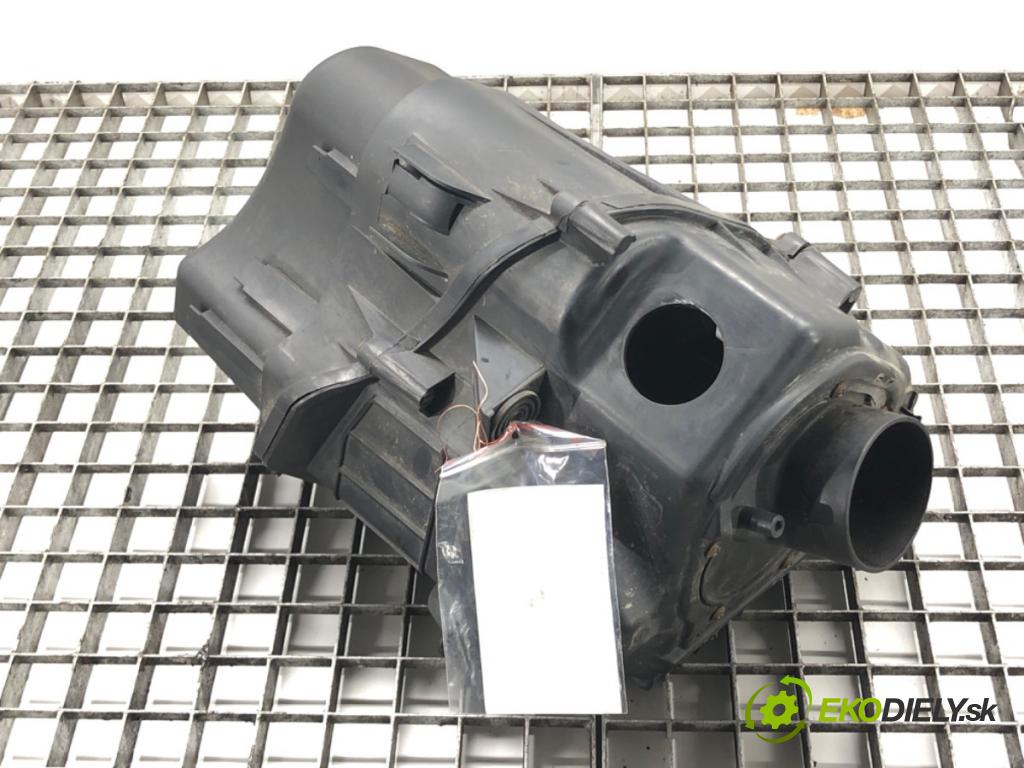 AUDI A8 D3 (4E2, 4E8) 2002 - 2010    4.0 TDI quattro 202 kW [275 KM] olej napędowy 2003  Obal filtra vzduchu 4E0133824D (Obaly filtrov vzduchu)