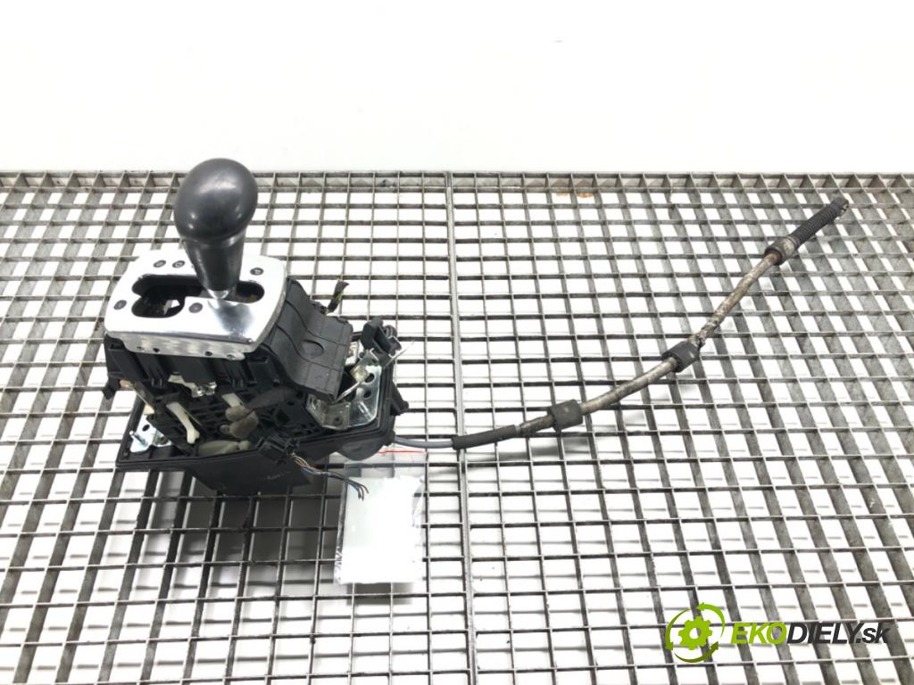 AUDI A8 D3 (4E2, 4E8) 2002 - 2010    4.0 TDI quattro 202 kW [275 KM] olej napędowy 2003  Kulisa 4E1713041R (Rýchlostné páky / kulisy)