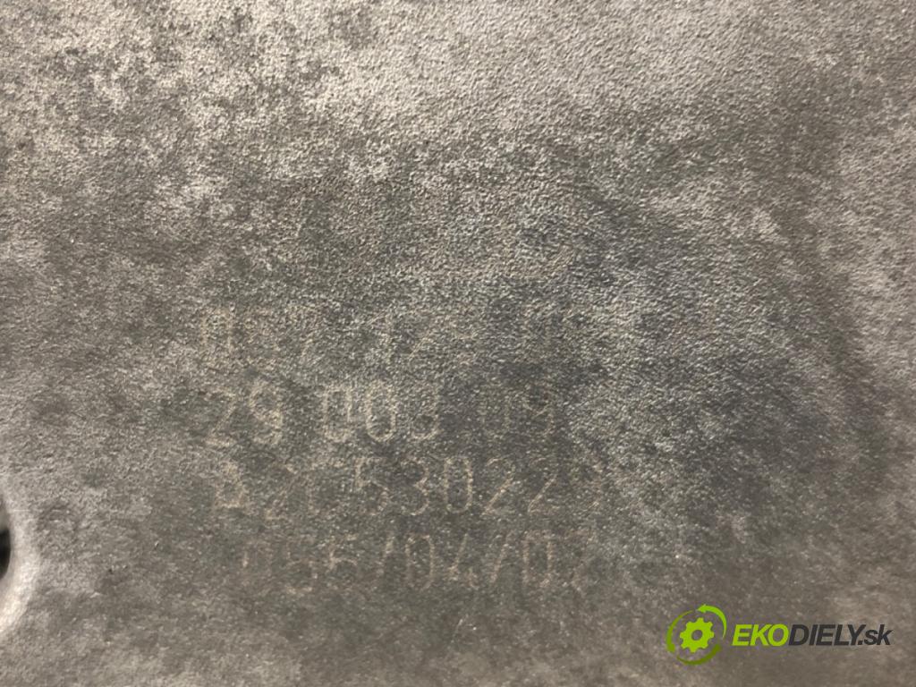 AUDI A8 D3 (4E2, 4E8) 2002 - 2010    4.0 TDI quattro 202 kW [275 KM] olej napędowy 2003  nastavovač svod, potrubí  (Ostatní)