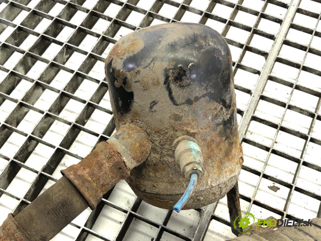 AUDI A8 D3 (4E2, 4E8) 2002 - 2010    4.0 TDI quattro 202 kW [275 KM] olej napędowy 2003  tlumič zadní část pravý 4E0616002E