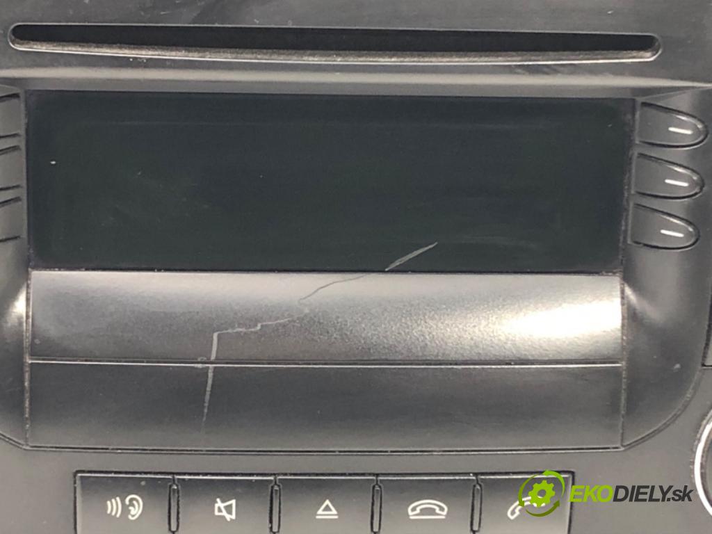 MERCEDES-BENZ KLASA C (W203) 2000 - 2007    C 200 CDI (203.007) 90 kW [122 KM] olej napędowy 2  RADIO A2038703489 (Audio zariadenia)