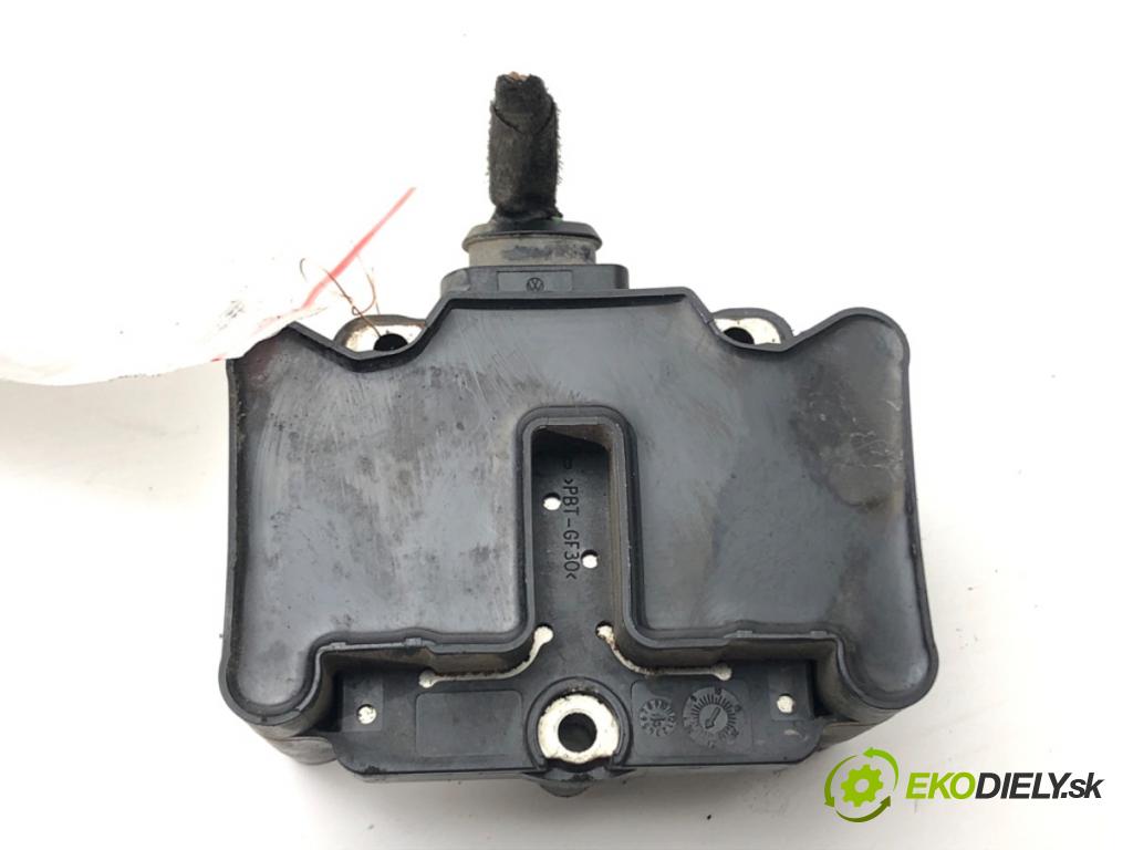 VW GOLF IV (1J1) 1997 - 2008    1.6 74 kW [100 KM] benzyna 1997 - 2004  Cievka zapaľovacia 0040402003 (Zapaľovacie cievky, moduly)