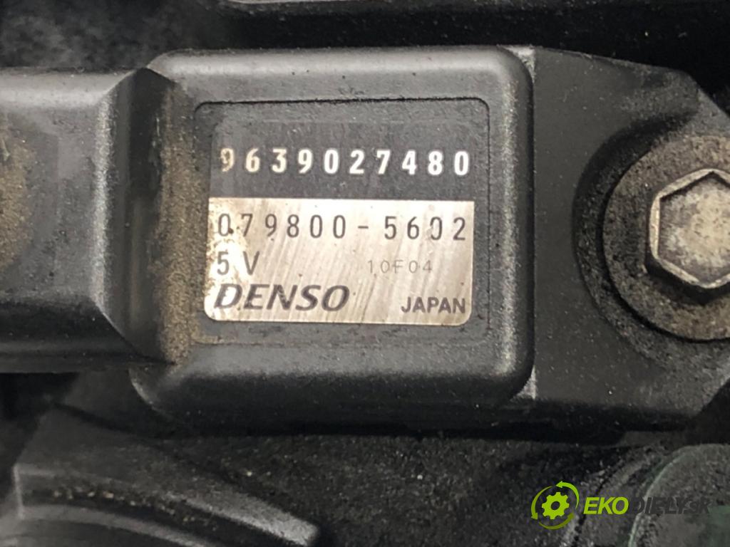 CITROEN C5 II (RC_) 2004 - 2022    1.6 HDi (RC8HZB) 80 kW [109 KM] olej napędowy 2004  Škrtiaca klapka 9639027480 (Škrtiace klapky)