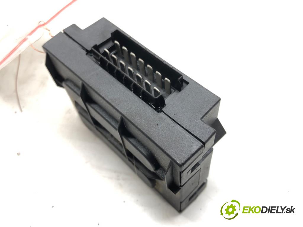 OPEL ZAFIRA B Nadwozie pełne/minivan (A05) 2005 - 2015    1.8 VAN (M75) 103 kW [140 KM] benzyna 2005 - 2015  Modul ťažného oka 24453850 (Ostatné)