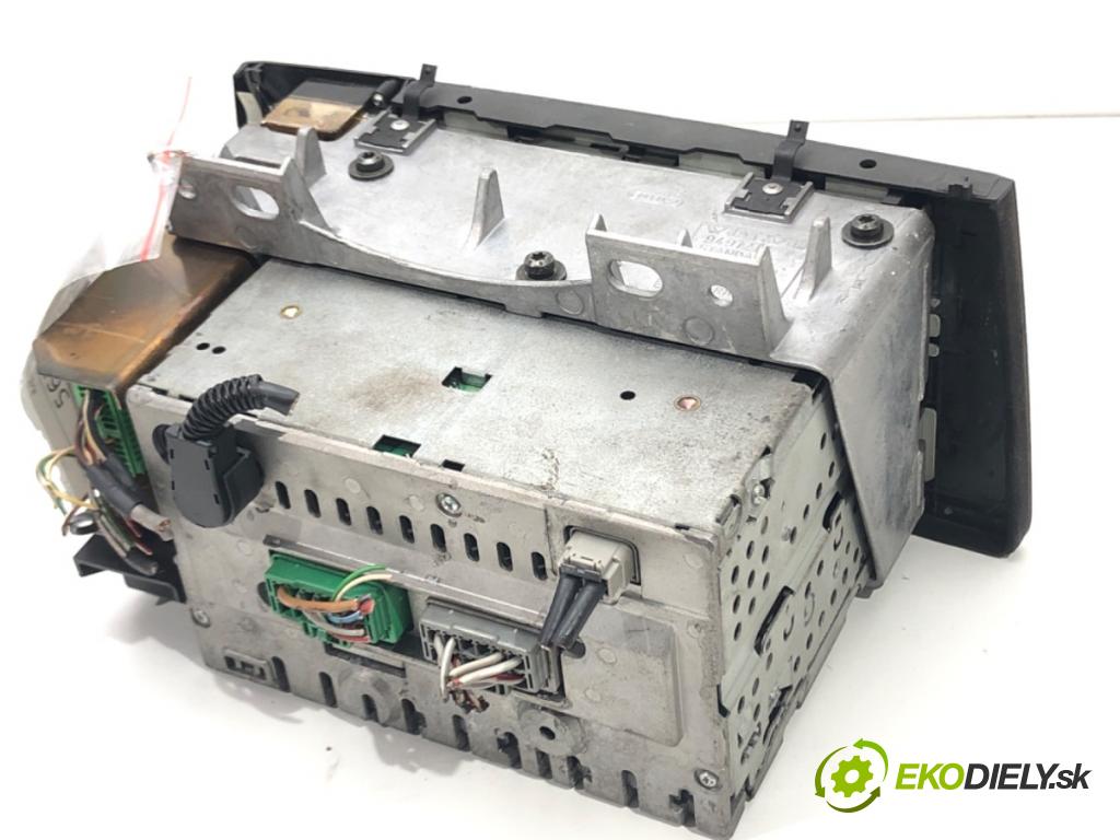 VOLVO S60 I (384) 2000 - 2010    2.4 D5 120 kW [163 KM] olej napędowy 2001 - 2010  RADIO 8651152 (Audio zariadenia)