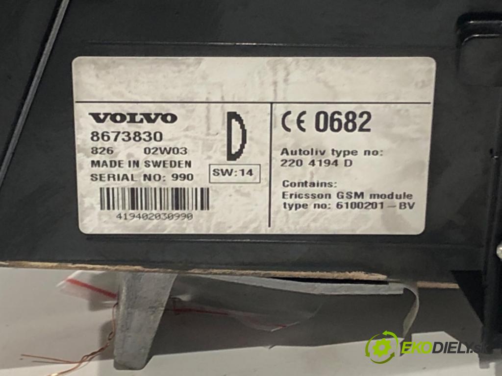 VOLVO S60 I (384) 2000 - 2010    2.4 D5 120 kW [163 KM] olej napędowy 2001 - 2010  RADIO 8651152 (Audio zariadenia)