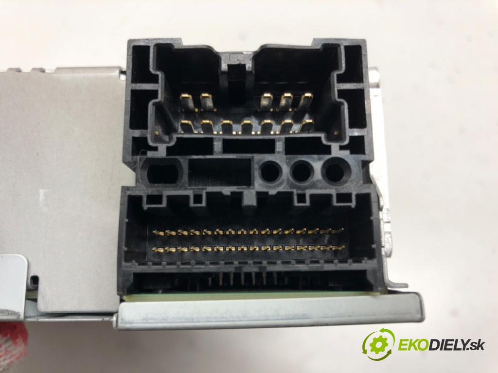 RENAULT MEGANE III Grandtour (KZ0/1) 2008 - 2022    1.5 dCi (KZ09, KZ0D, KZ1G, KZ29, KZ14, KZ1W, KZ10,  RADIO 281159184R (Audio zariadenia)