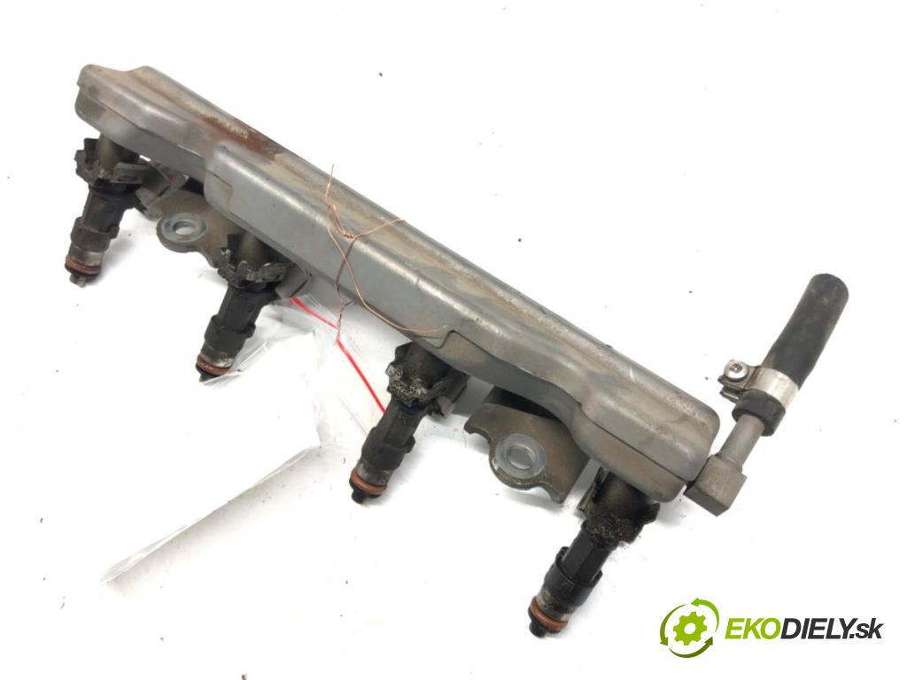 NISSAN NOTE (E11, NE11) 2005 - 2013    1.4 65 kW [88 KM] benzyna 2006 - 2012  Lišta vstrekovacia 280158013 (Vstrekovacie lišty)