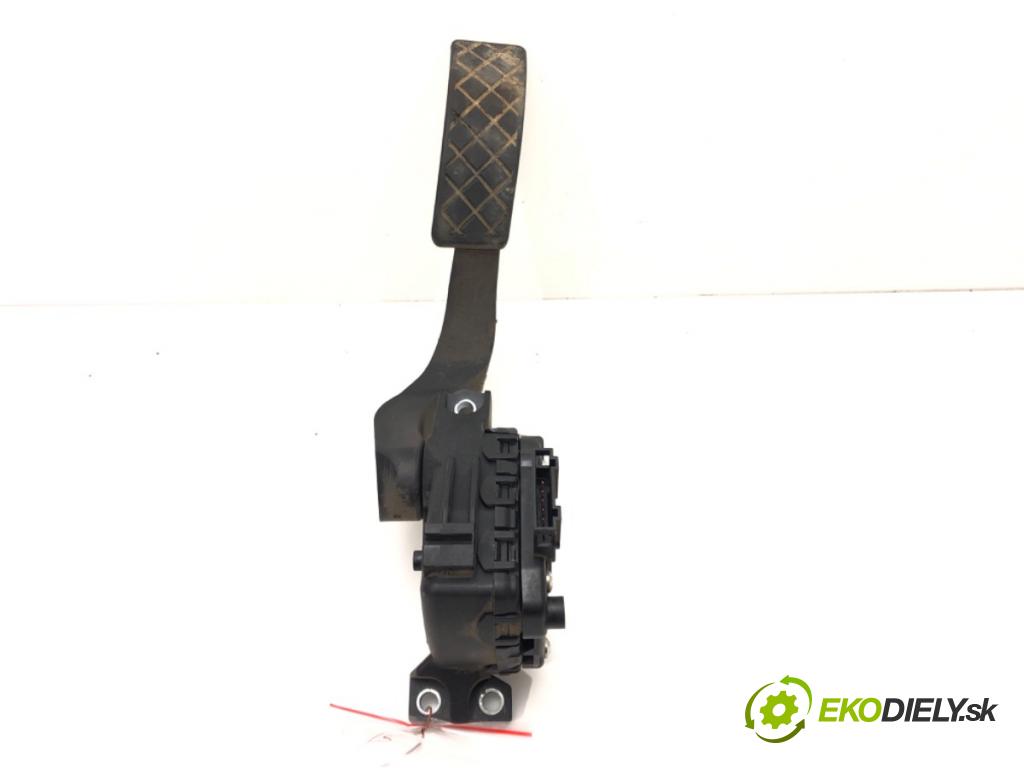 AUDI A4 B6 Avant (8E5) 2000 - 2005    3.0 quattro 162 kW [220 KM] benzyna 2001 - 2004  Potenciometer plynového pedálu 8E1721523A (Pedále)