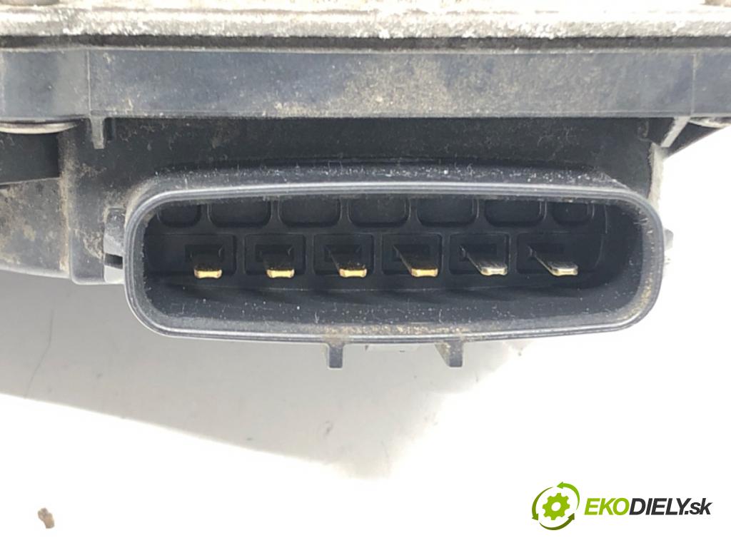 MAZDA 3 (BM, BN) 2013 - 2022    2.0 88 kW [120 KM] benzyna 2013 - 2022  Váha vzduchu E5T62271 (Váhy vzduchu)