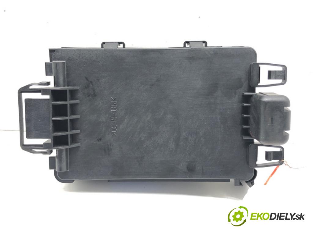 MAZDA 3 (BM, BN) 2013 - 2022    2.0 88 kW [120 KM] benzyna 2013 - 2022  Modul komfortu KD45-675YOG (Moduly komfortu)