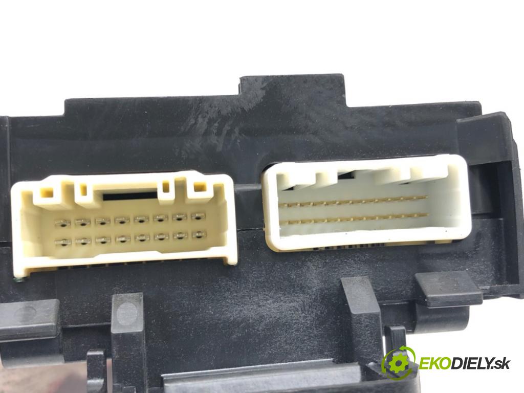 MAZDA 3 (BM, BN) 2013 - 2022    2.0 88 kW [120 KM] benzyna 2013 - 2022  Modul komfortu KD45-675YOG (Moduly komfortu)