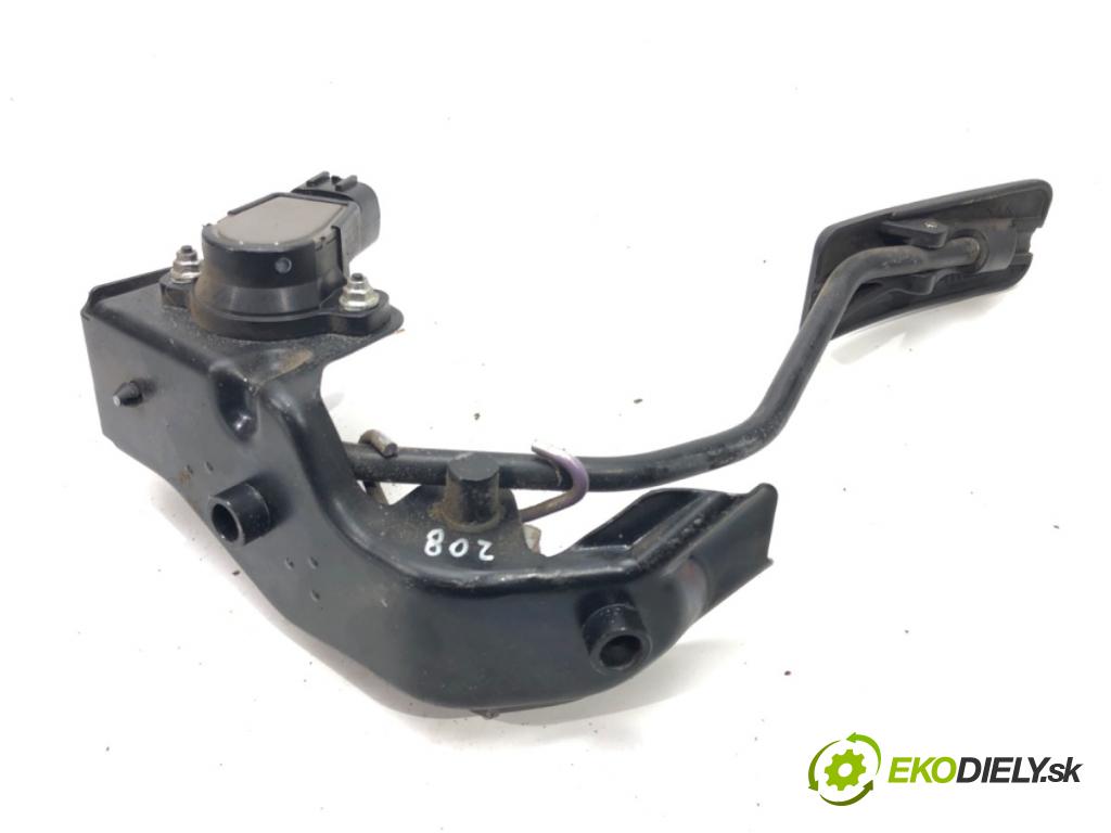 TOYOTA AVENSIS Kombi (_T25_) 2003 - 2008    2.0 D-4D (ADT250_) 93 kW [126 KM] olej napędowy 20  Potenciometer plynového pedálu  (Pedále)