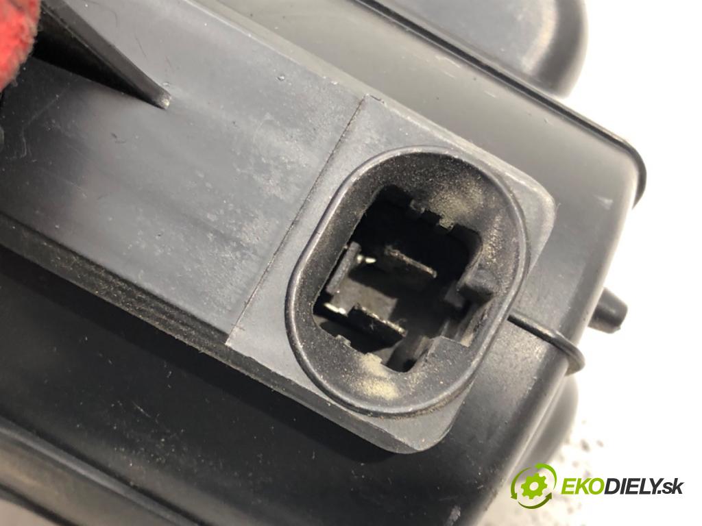 PEUGEOT 307 SW (3H) 2002 - 2009    2.0 16V 103 kW [140 KM] benzyna 2005 - 2008  ventilátor kúrenia PF2A1