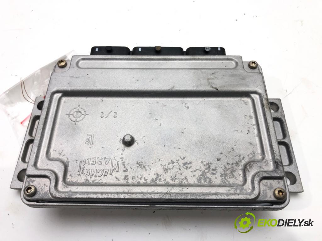 CITROEN C5 I (DC_) 2001 - 2005    2.0 16V (DCRFNC, DCRFNF) 100 kW [136 KM] benzyna 2  riadiaca jednotka Motor 9649410080 (Riadiace jednotky)