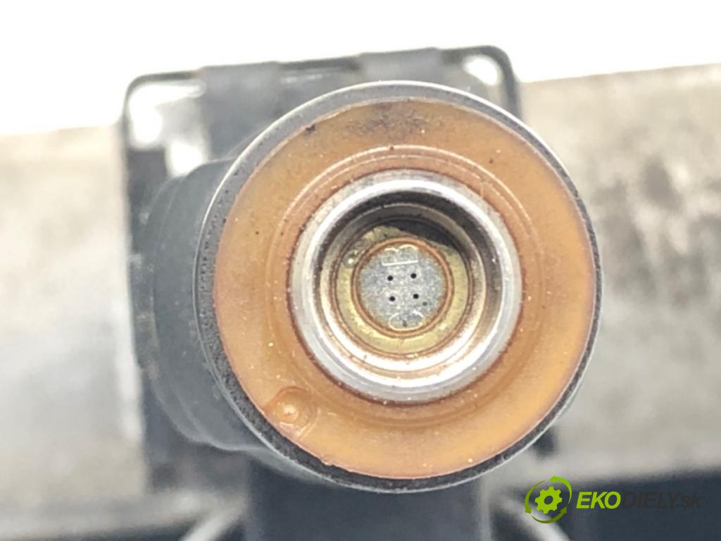 HYUNDAI GETZ (TB) 2001 - 2011    1.1 49 kW [67 KM] benzyna 2005 - 2009  Lišta vstrekovacia 35310-22600 (Vstrekovacie lišty)