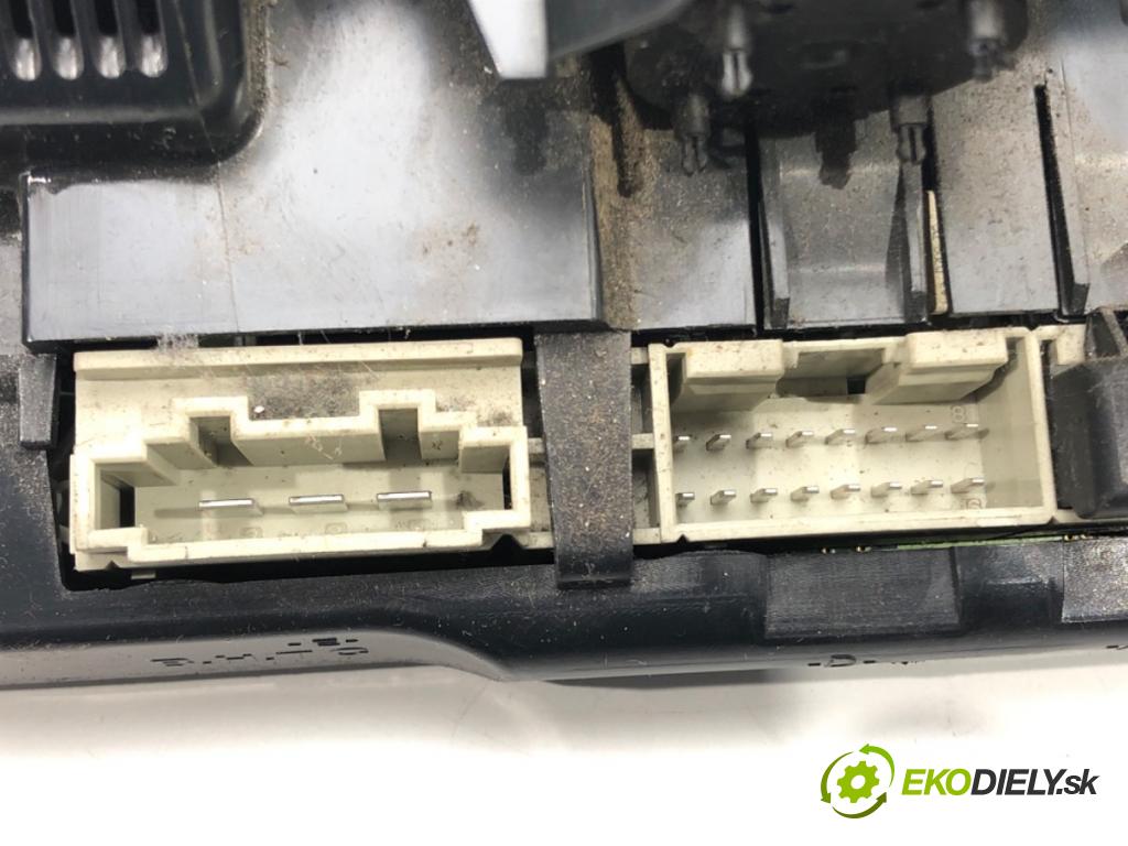 AUDI A6 C6 Avant (4F5) 2004 - 2011    2.0 TDI 100 kW [136 KM] olej napędowy 2005 - 2011  Panel ovládania kúrenia 4F1820043AG (Prepínače, spínače, tlačidlá a ovládače kúrenia)