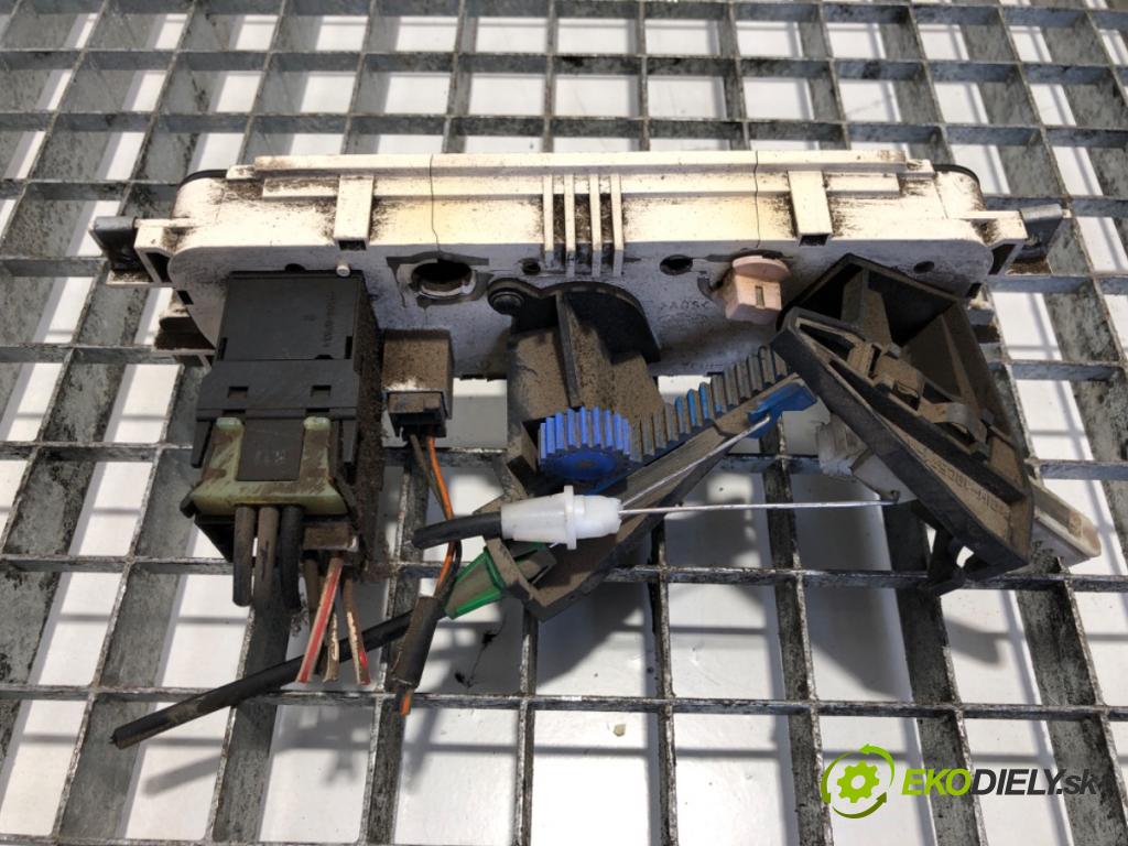 FORD TRANSIT Autobus (FD_ _, FB_ _, FS_ _, FZ_ _, FC_ _) 2000 - 2006 --- Panel ovládania kúrenia YC1H-18K391-BC (Prepínače, spínače, tlačidlá a ovládače kúrenia)