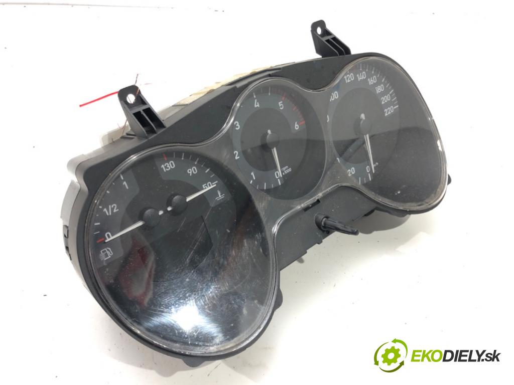 SEAT LEON (1P1) 2005 - 2013    1.9 TDI 77 kW [105 KM] olej napędowy 2005 - 2010  Prístrojovka 1P0920823G (Prístrojové dosky, displeje)